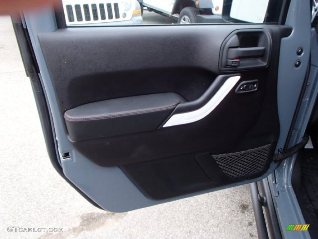 2013 Jeep Wrangler Rubicon 10th Anniversary Edition 4x4 Rubicon 10th Anniversary Edition Red/Black Door Panel Photo #81992403