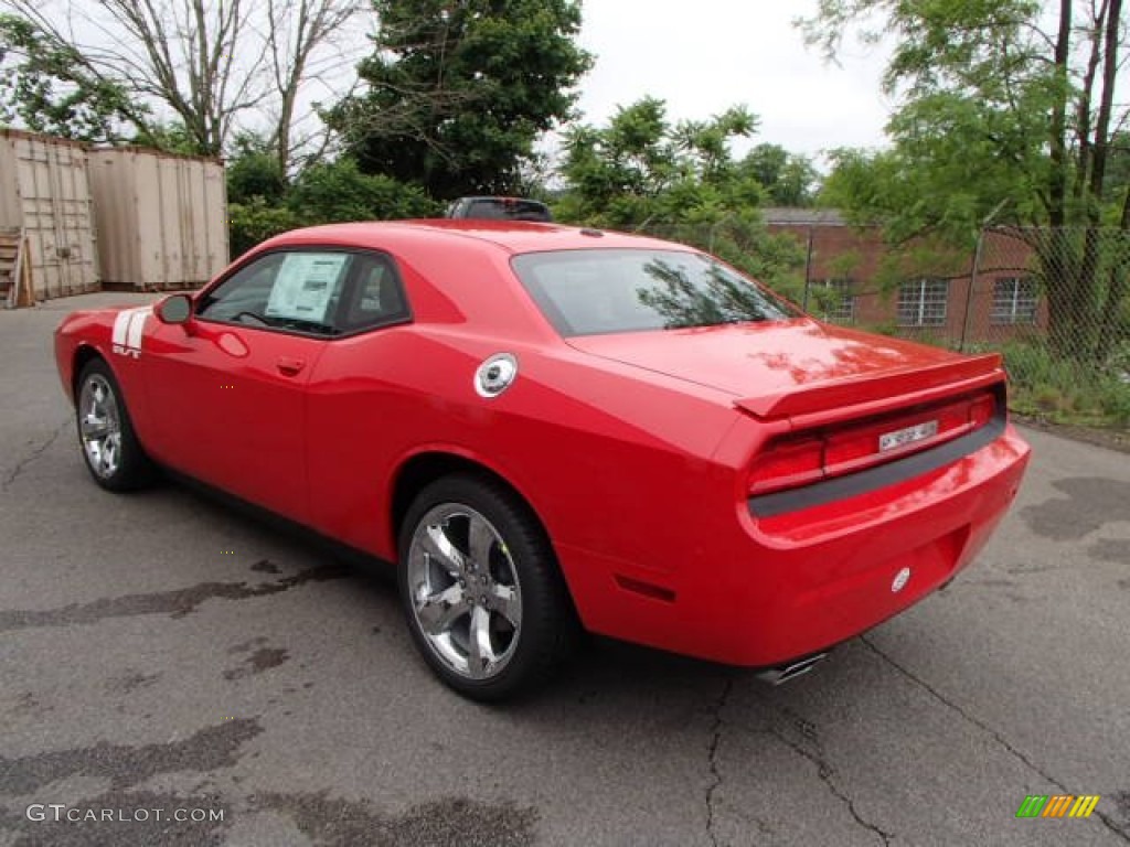 2013 Challenger R/T - TorRed / Dark Slate Gray photo #8