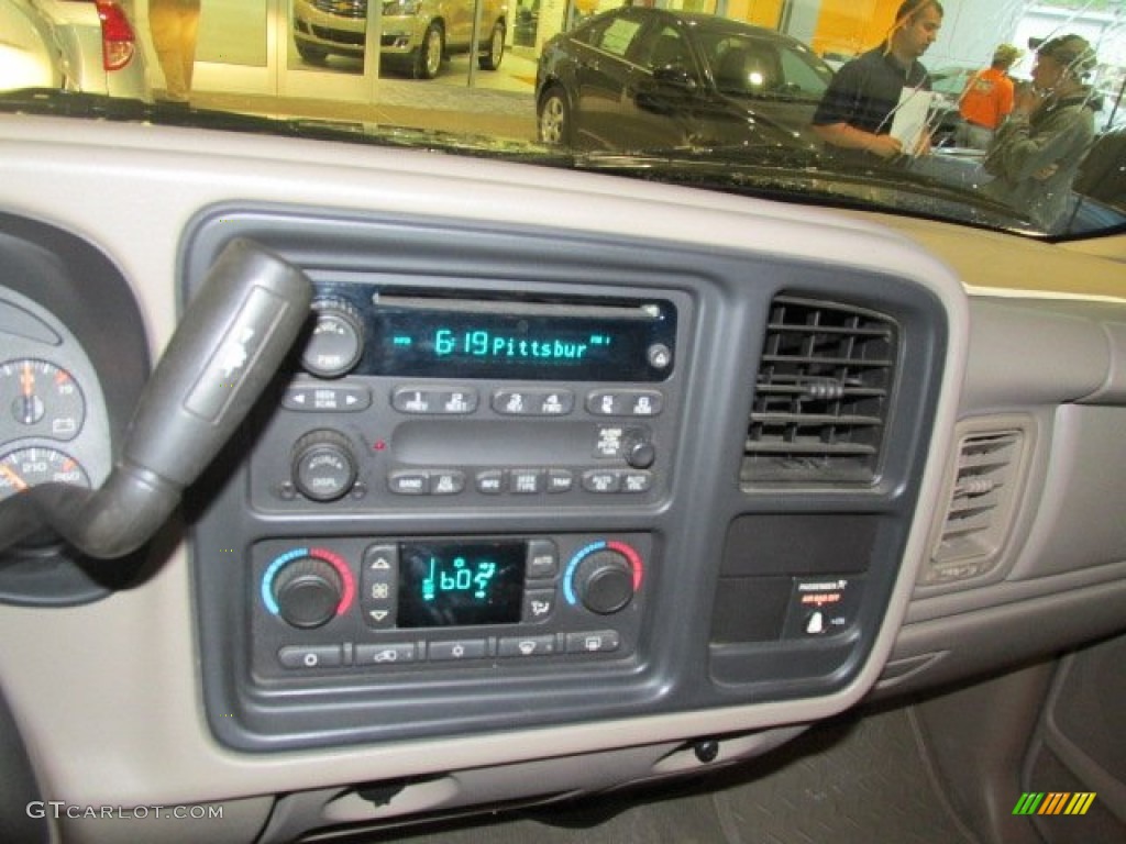 2004 Silverado 2500HD LS Extended Cab 4x4 - Dark Green Metallic / Tan photo #15