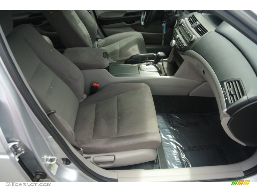 2011 Accord LX-P Sedan - Alabaster Silver Metallic / Gray photo #17