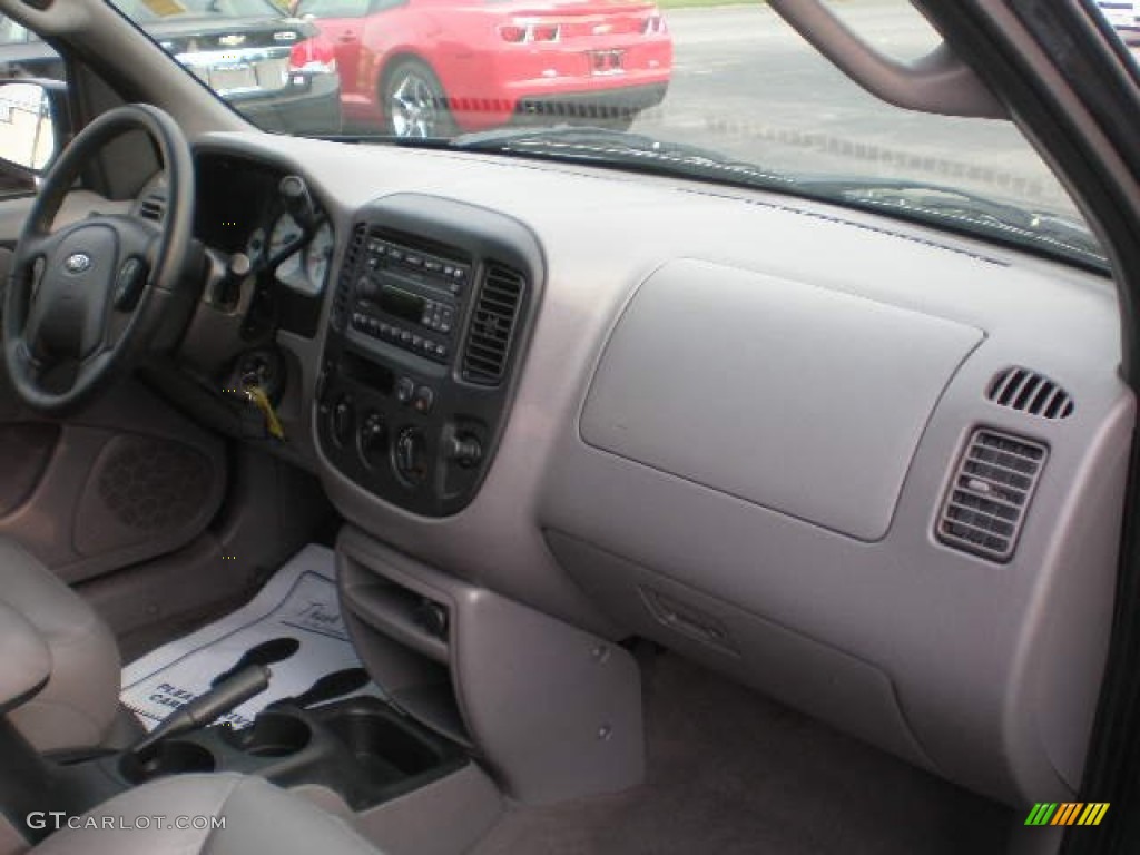 2002 Escape XLT V6 4WD - Dark Highland Green Metallic / Medium Graphite photo #5