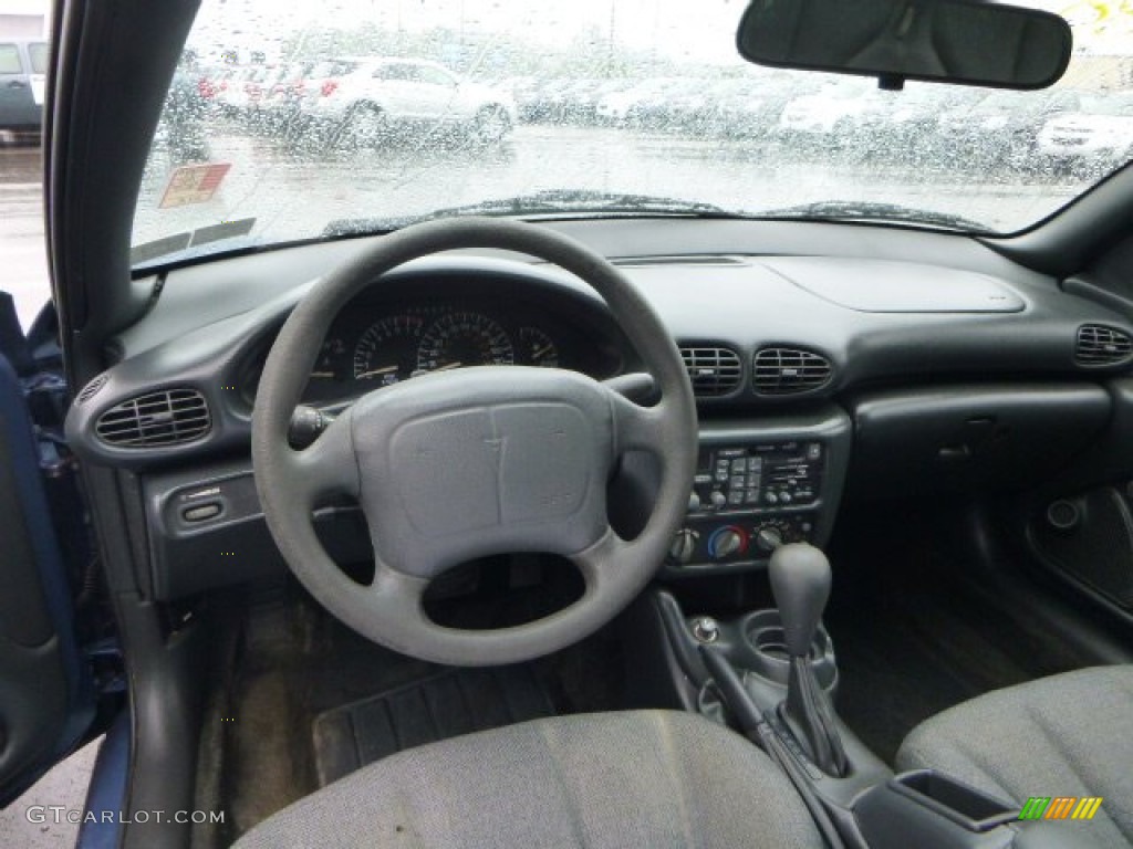 1999 Pontiac Sunfire SE Sedan Graphite Dashboard Photo #81998108
