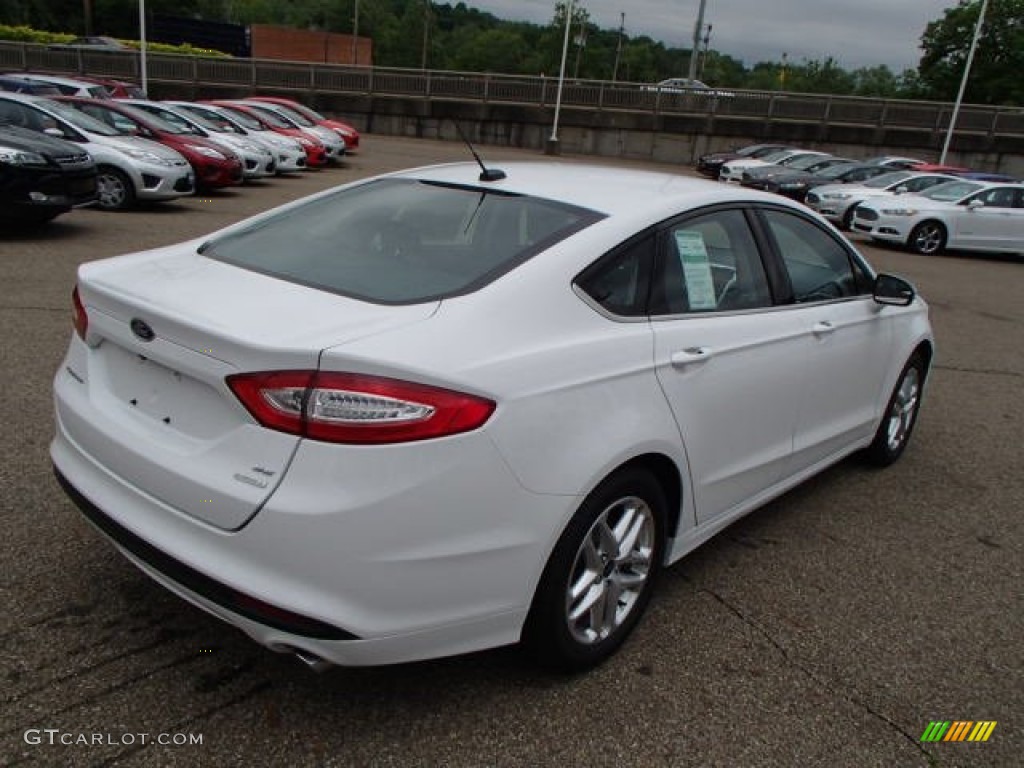 2013 Fusion SE 1.6 EcoBoost - Oxford White / Charcoal Black photo #8