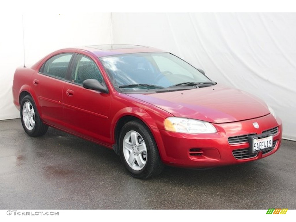 2002 Stratus SE Sedan - Inferno Red Pearl / Dark Slate Gray photo #6