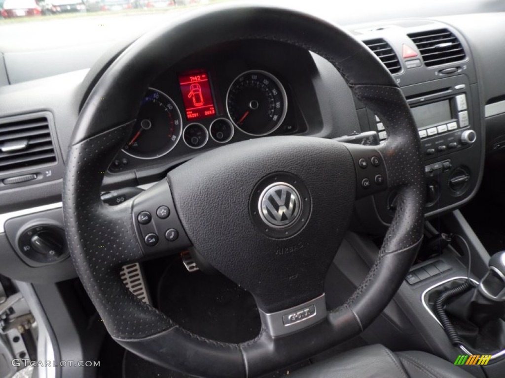2008 Volkswagen GTI 4 Door Steering Wheel Photos