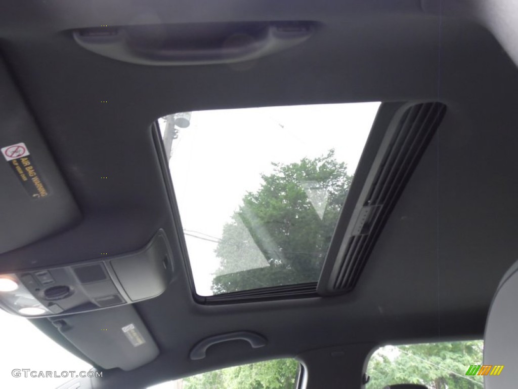 2008 Volkswagen GTI 4 Door Sunroof Photos