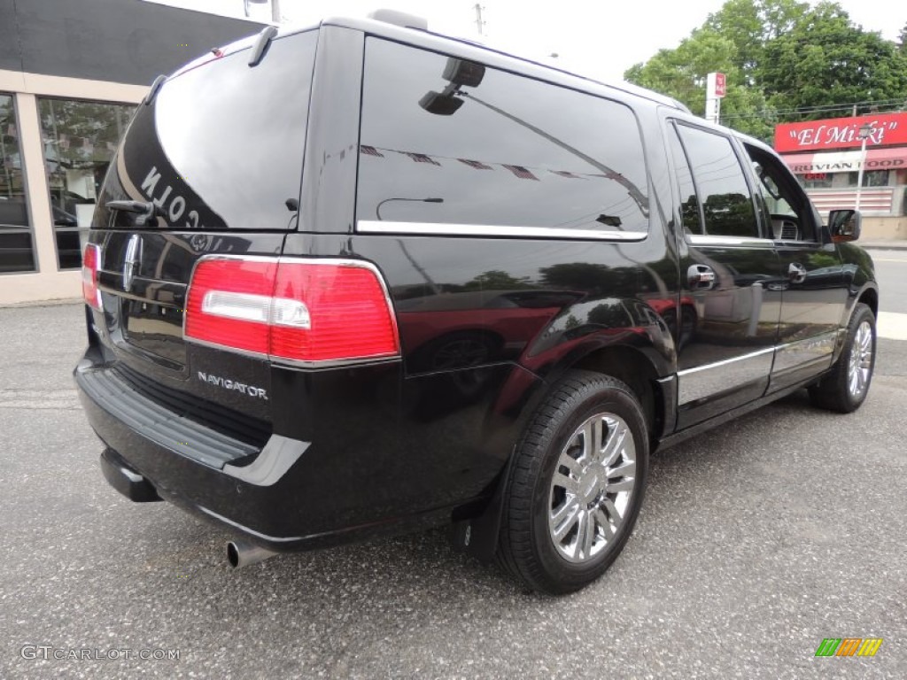 Tuxedo Black Metallic 2010 Lincoln Navigator L 4x4 Exterior Photo #82004761