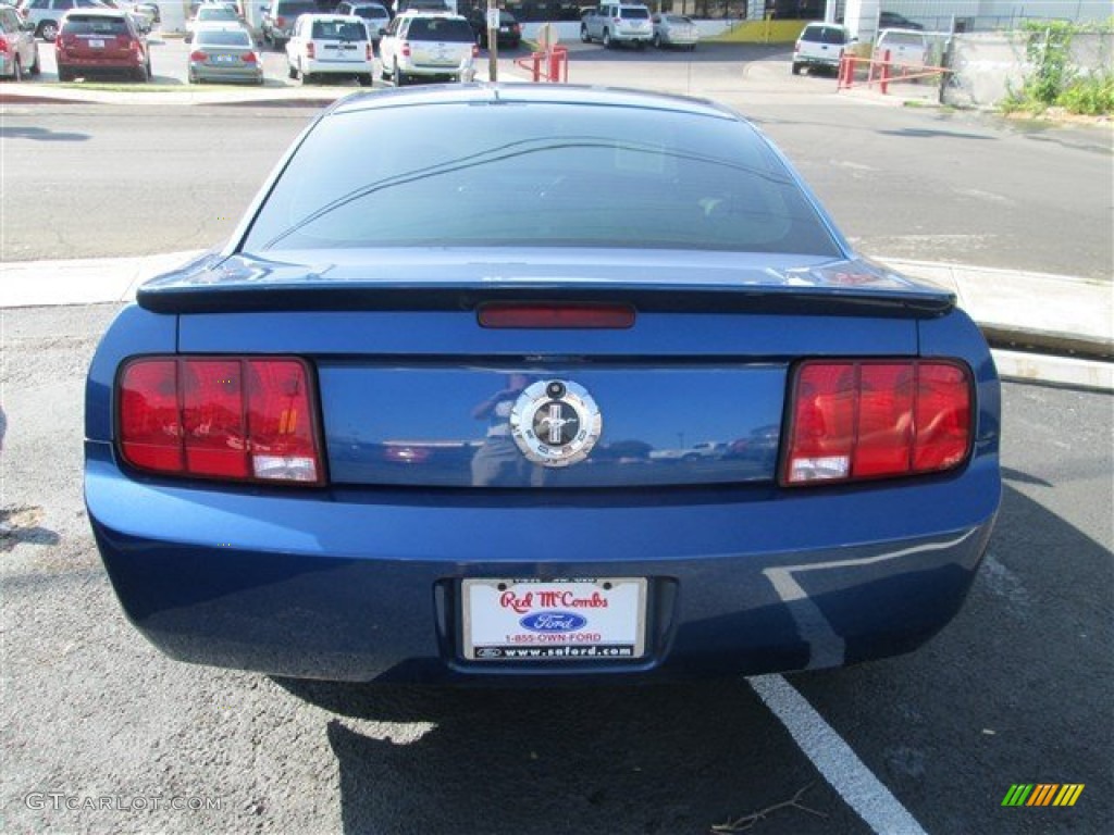2007 Mustang V6 Premium Coupe - Vista Blue Metallic / Light Graphite photo #5