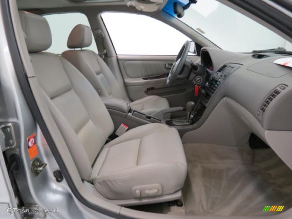 Frost Interior 2003 Nissan Maxima SE Photo #82006909