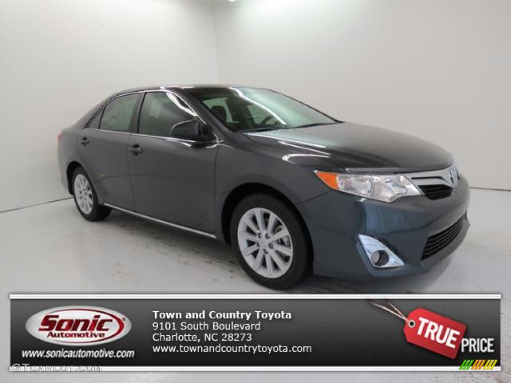 2013 Camry XLE V6 - Magnetic Gray Metallic / Ash photo #1