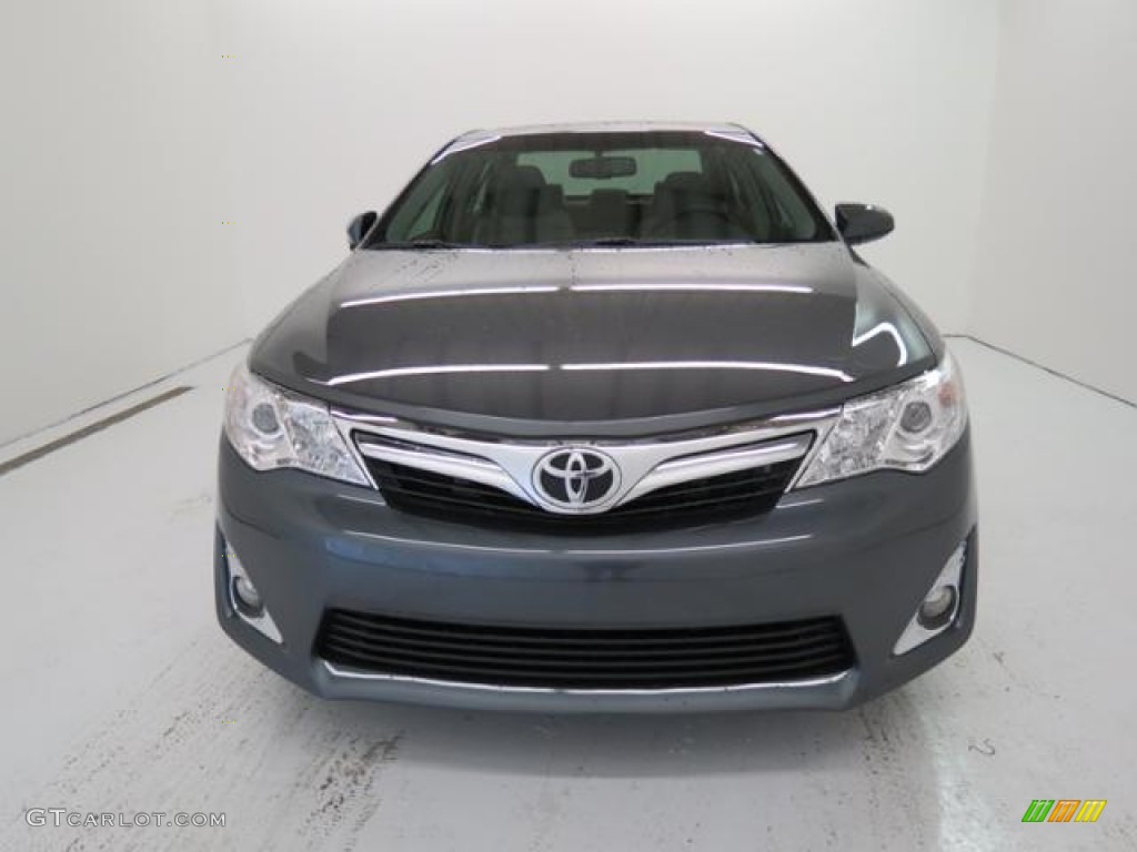 2013 Camry XLE V6 - Magnetic Gray Metallic / Ash photo #2