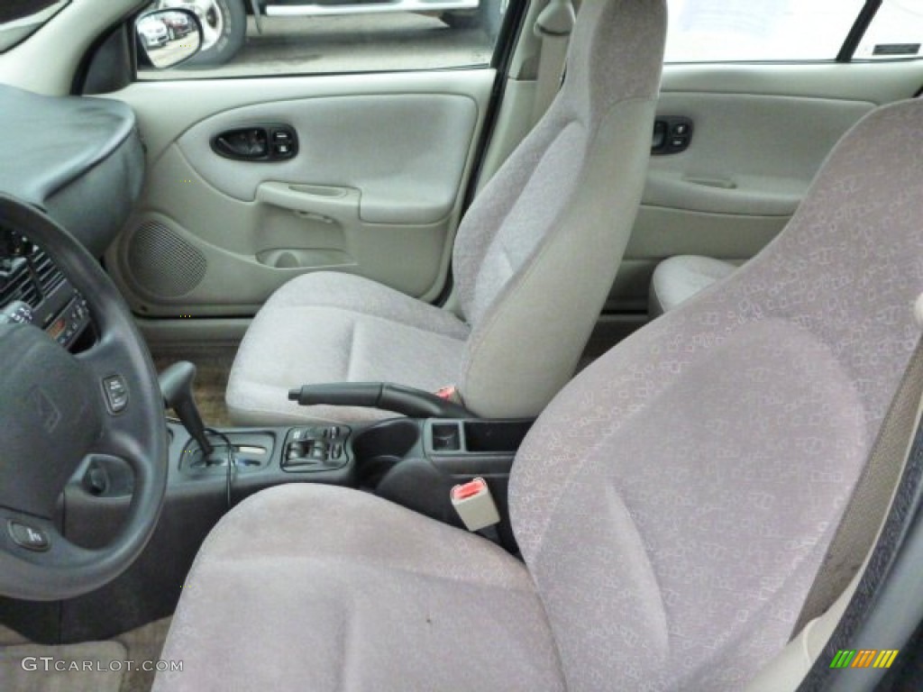 2001 Saturn S Series SL1 Sedan Front Seat Photo #82010531