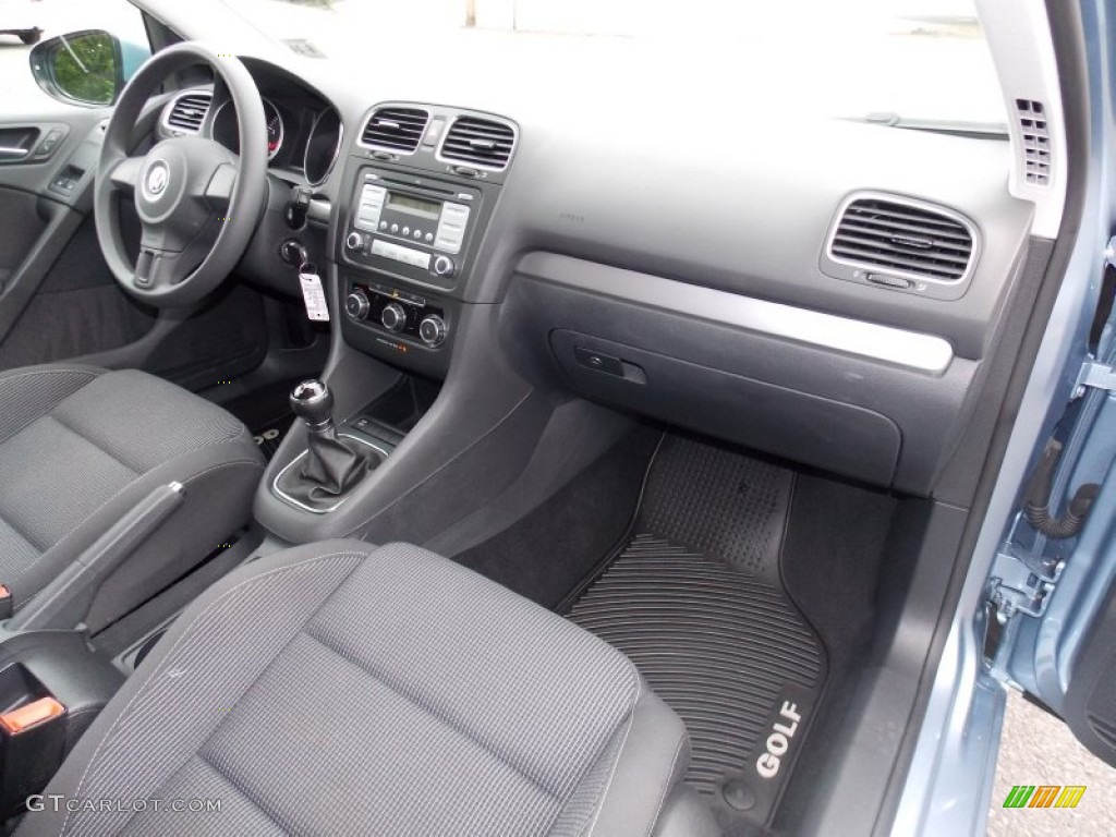 2010 Volkswagen Golf 2 Door 5 Speed Manual Transmission Photo #82010790