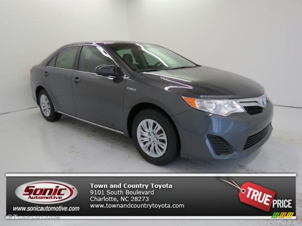 2013 Camry Hybrid LE - Magnetic Gray Metallic / Light Gray photo #1