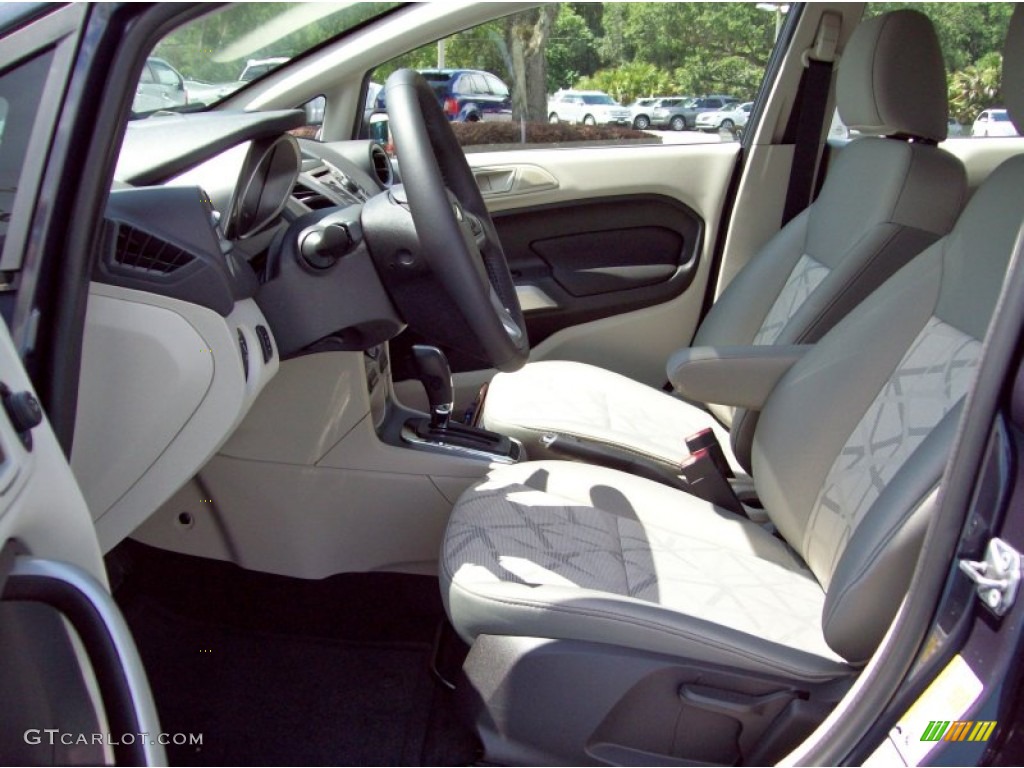 2013 Fiesta SE Sedan - Violet Gray / Charcoal Black/Light Stone photo #6