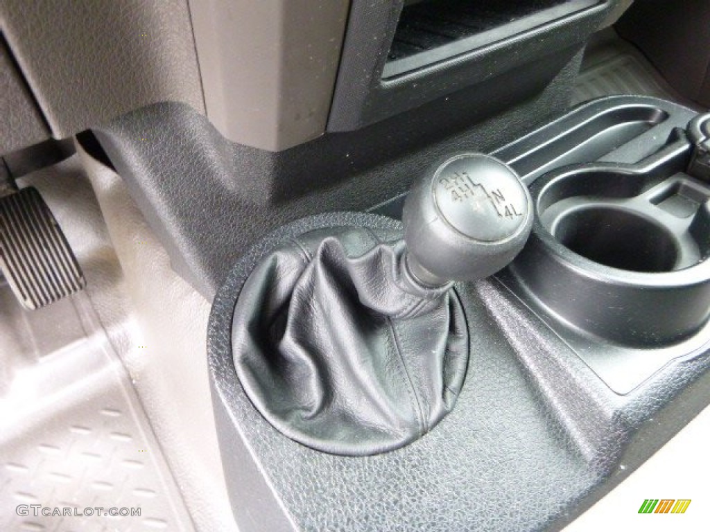 2010 F150 STX Regular Cab 4x4 - Tuxedo Black / Medium Stone photo #11