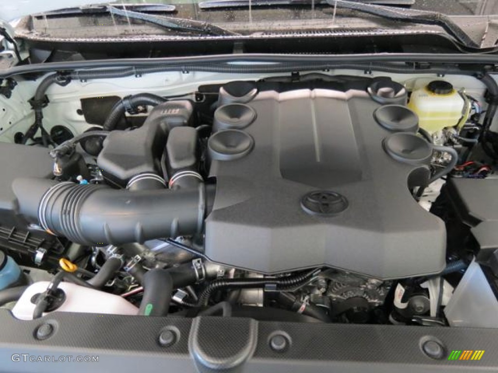 2013 Toyota 4Runner Limited 4x4 Engine Photos