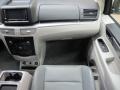 2009 Nocturne Black Metallic Volkswagen Routan SEL  photo #29