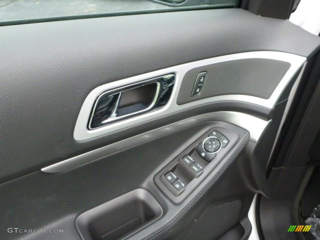 2013 Explorer XLT 4WD - White Platinum Tri-Coat / Charcoal Black photo #11