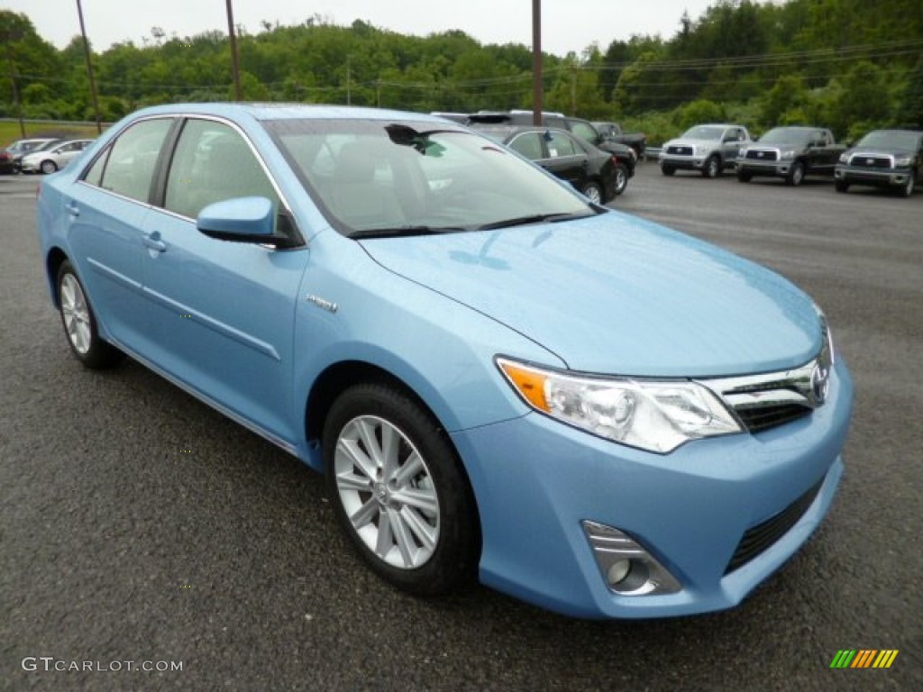2013 Camry Hybrid XLE - Clearwater Blue Metallic / Ivory photo #1