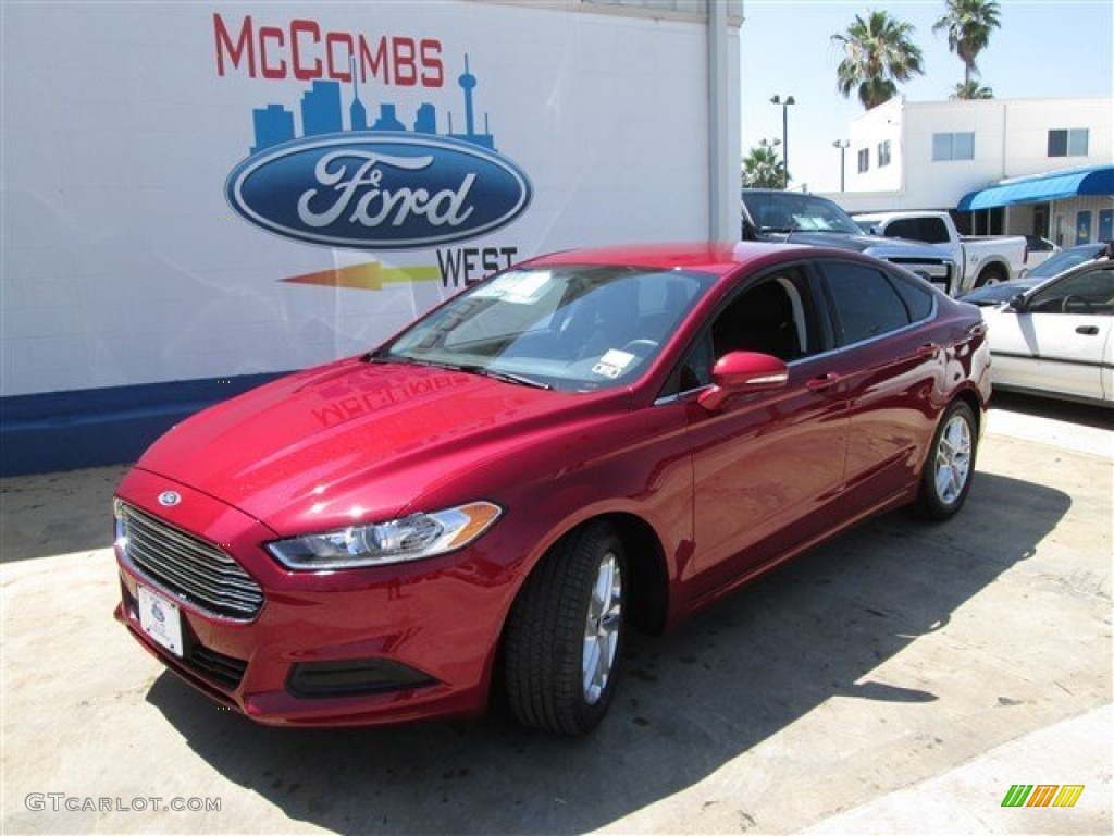 2013 Fusion SE 1.6 EcoBoost - Ruby Red Metallic / Charcoal Black photo #2