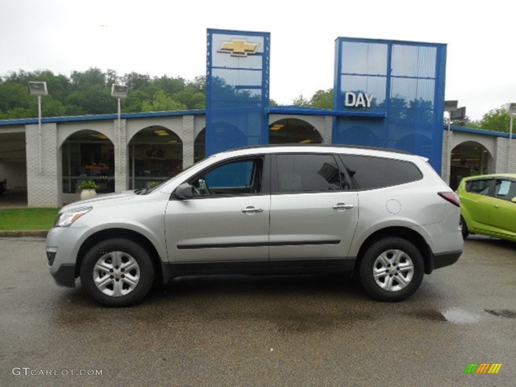 2013 Traverse LS - Silver Ice Metallic / Dark Titanium/Light Titanium photo #2