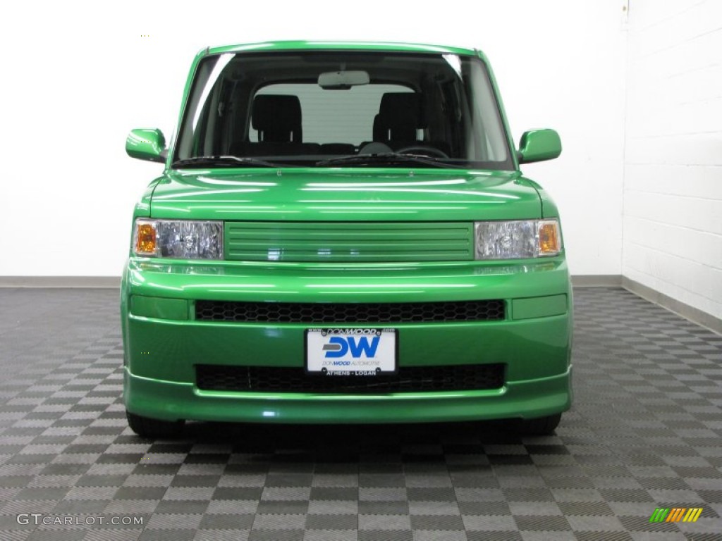 2006 xB Release Series 3.0 - Envy Green / Dark Charcoal photo #2