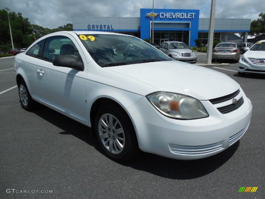 2009 Cobalt LS Coupe - Summit White / Gray photo #10