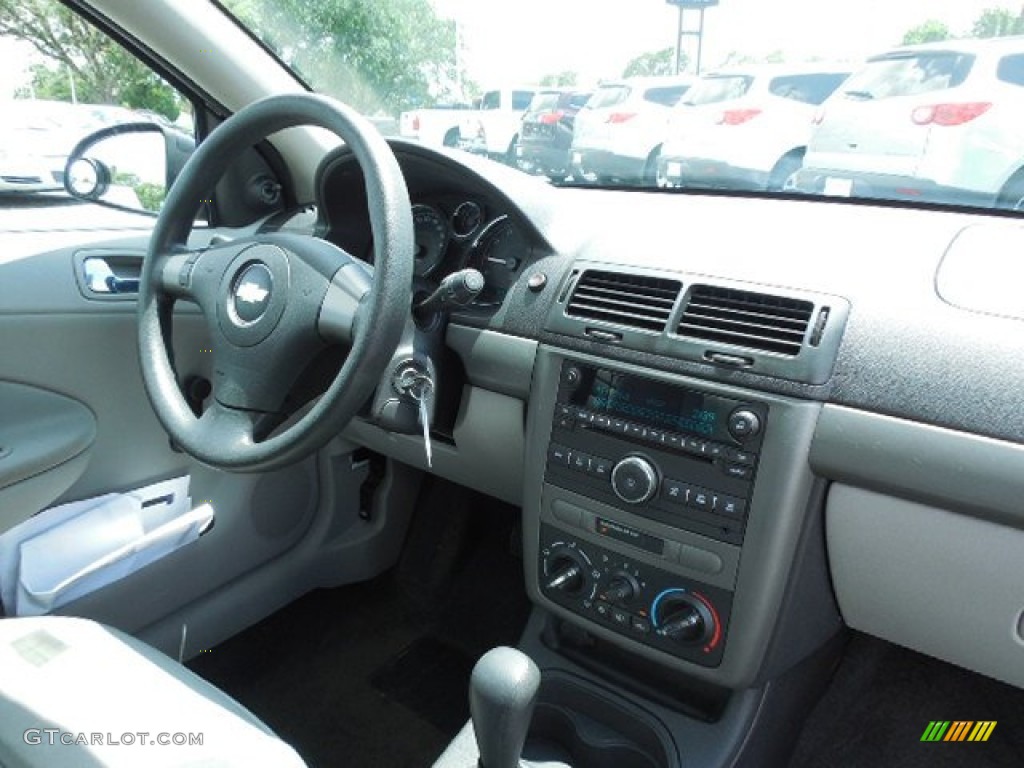 2009 Cobalt LS Coupe - Summit White / Gray photo #11