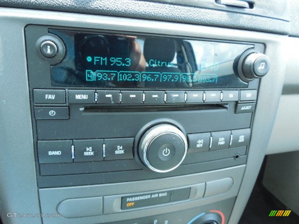 2009 Cobalt LS Coupe - Summit White / Gray photo #19