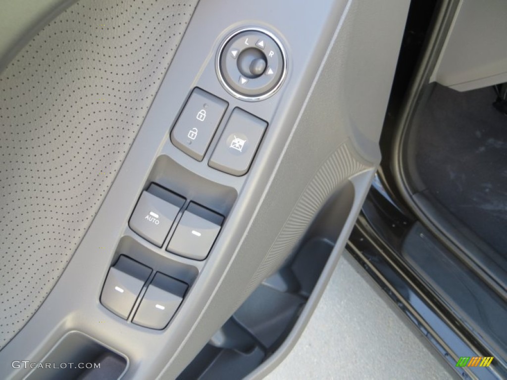 2012 Elantra Limited - Midnight Black / Gray photo #35