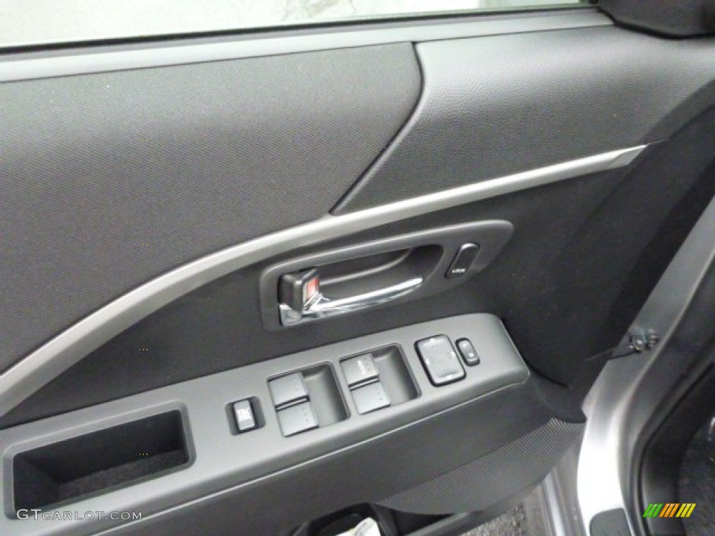 2013 MAZDA5 Touring - Liquid Silver Metallic / Black photo #14