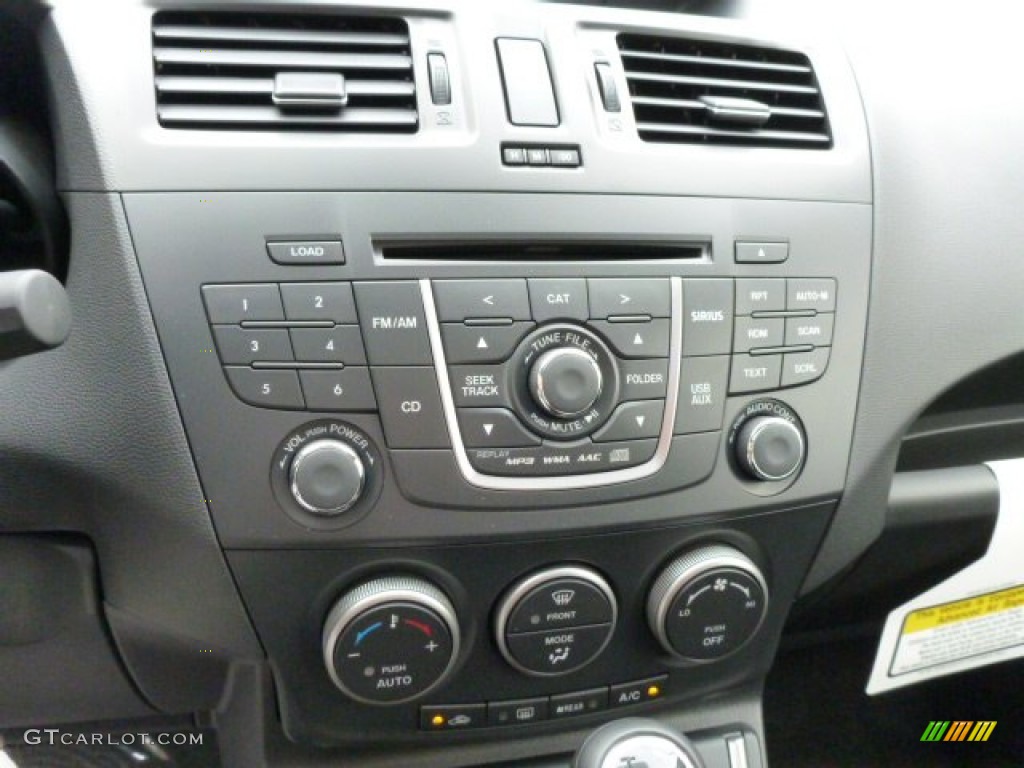 2013 MAZDA5 Touring - Liquid Silver Metallic / Black photo #18