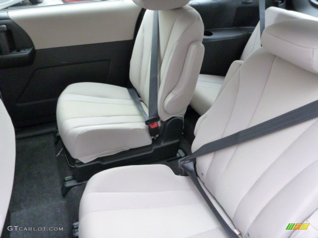 2013 MAZDA5 Sport - Crystal White Pearl / Sand photo #11