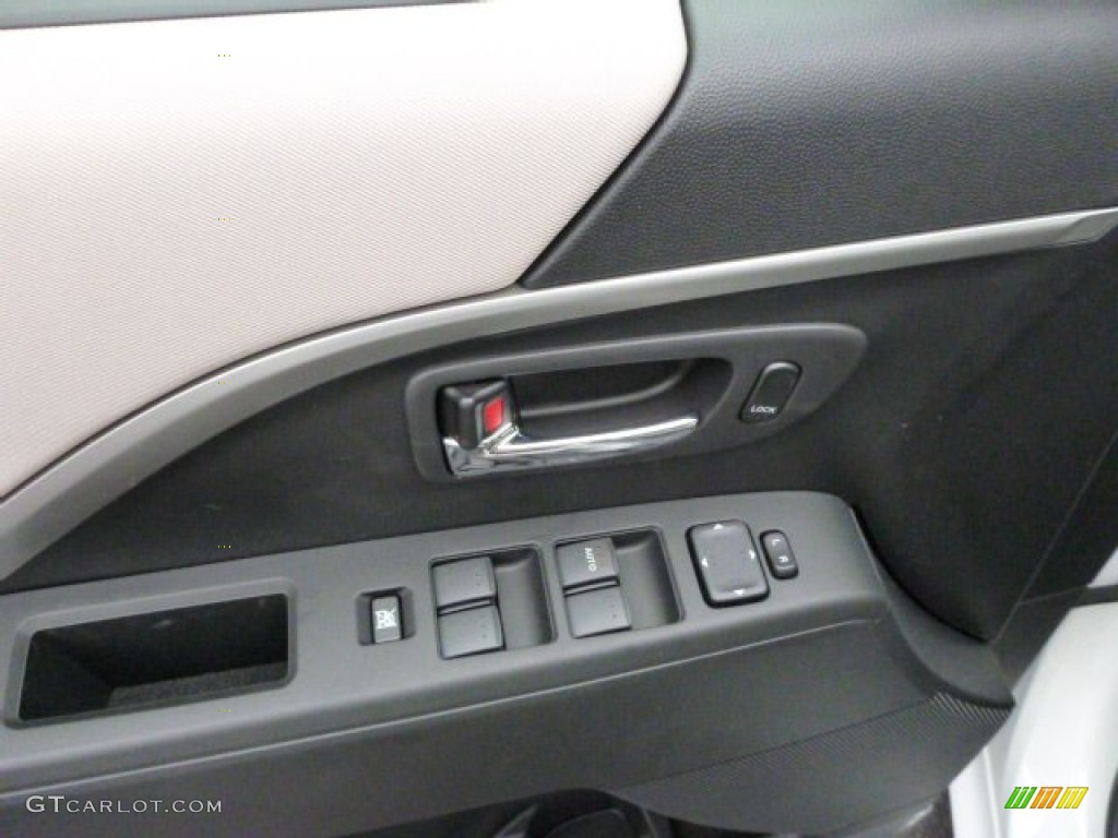 2013 MAZDA5 Sport - Crystal White Pearl / Sand photo #14