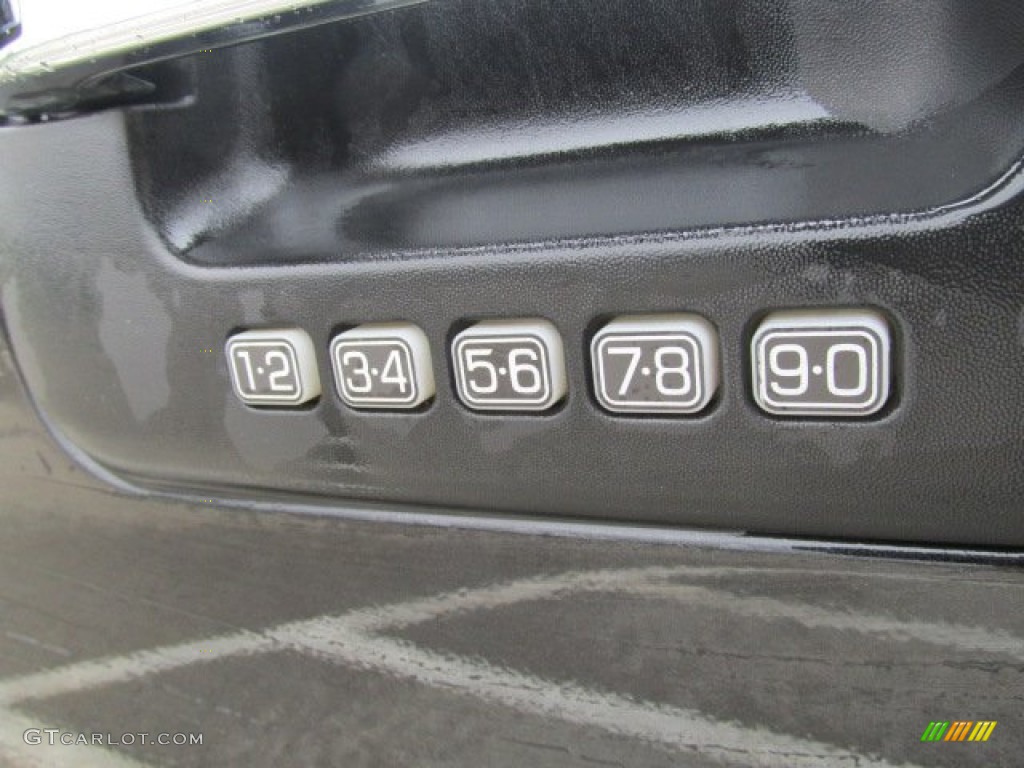 2011 F150 XLT SuperCrew 4x4 - Tuxedo Black Metallic / Steel Gray photo #6