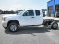 Summit White - Sierra 2500HD Extended Cab 4x4 Chassis Photo No. 4