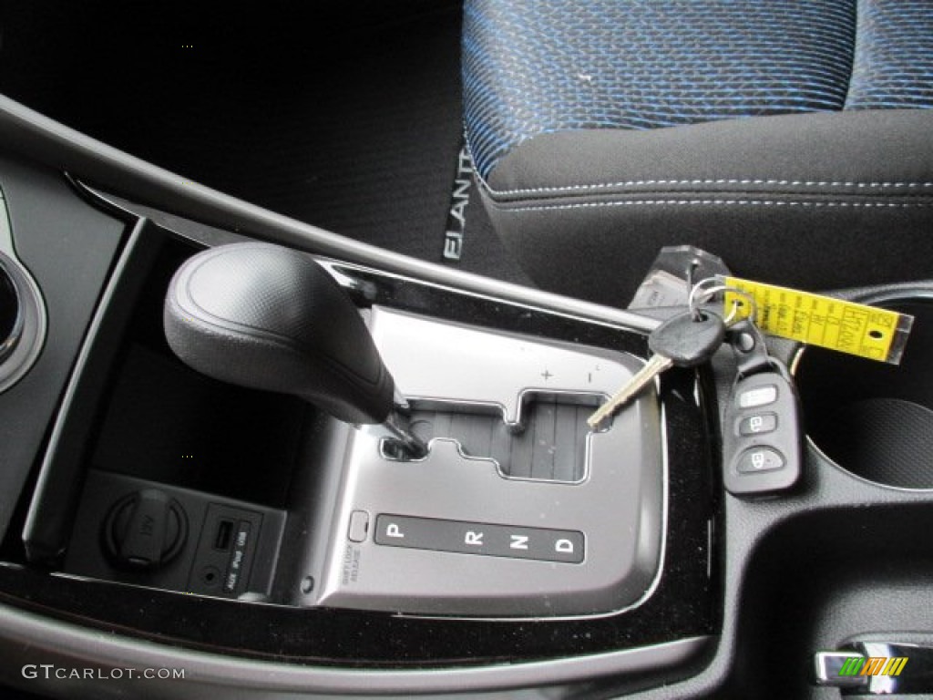 2013 Elantra Coupe GS - Silver / Black photo #7