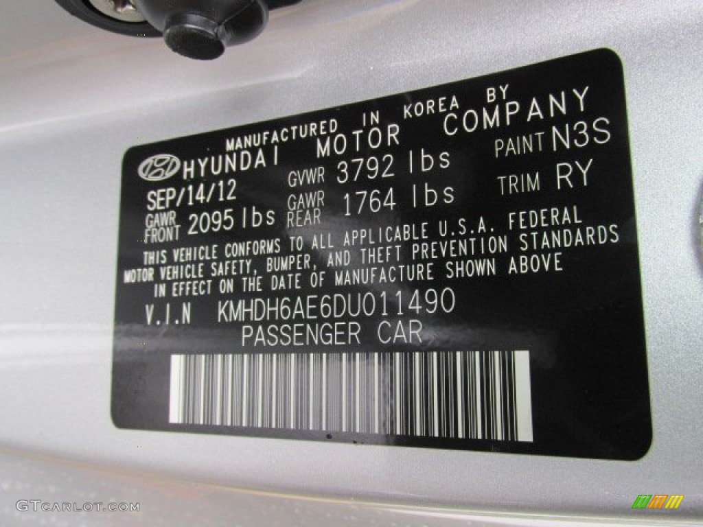 2013 Elantra Coupe GS - Silver / Black photo #10