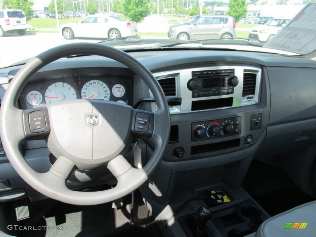 2007 Dodge Ram 2500 SLT Regular Cab 4x4 Medium Slate Gray Dashboard Photo #82041237