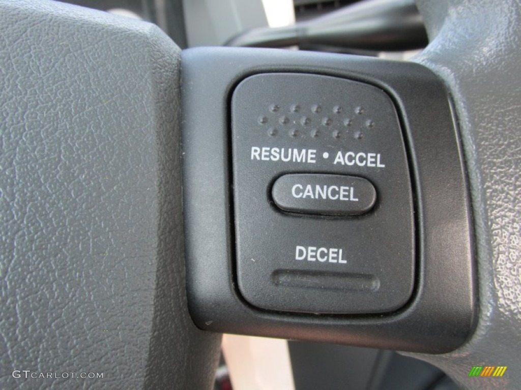 2007 Dodge Ram 2500 SLT Regular Cab 4x4 Controls Photo #82041336