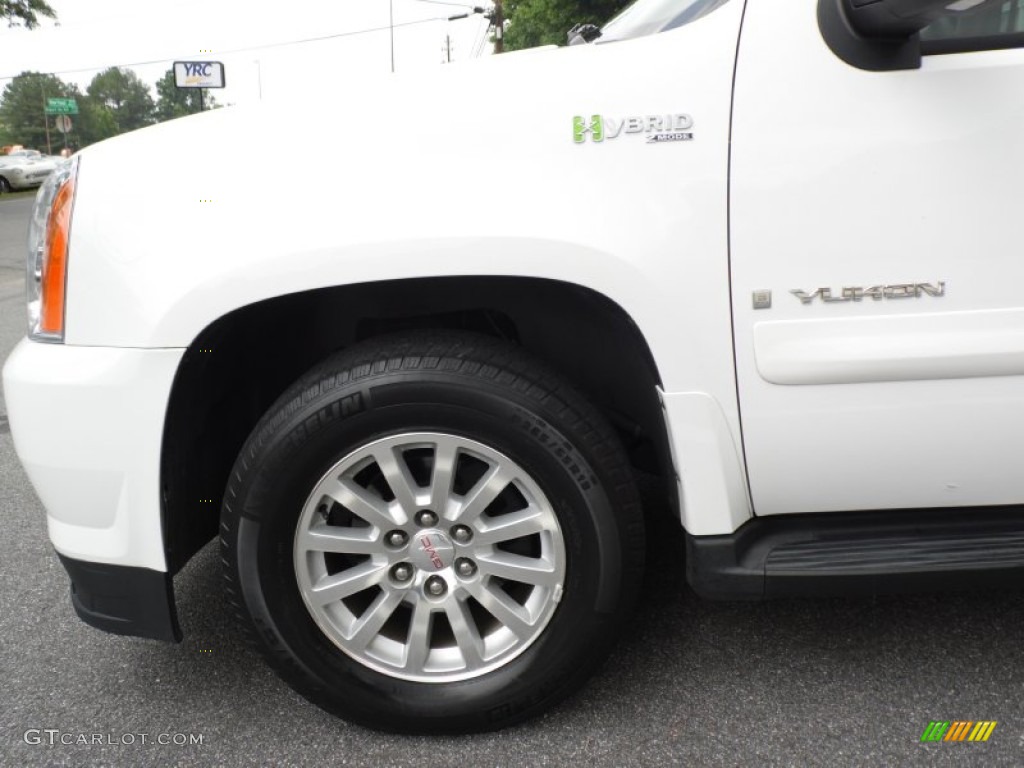 2008 GMC Yukon Hybrid Marks and Logos Photo #82043470