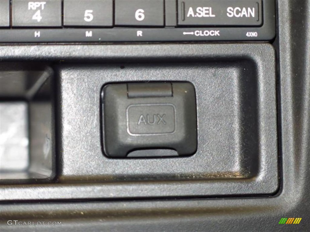 2011 CR-V LX 4WD - Polished Metal Metallic / Black photo #20