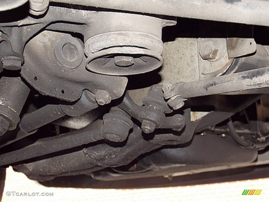 1991 Mercedes-Benz S Class 420 SEL Undercarriage Photo #82047453