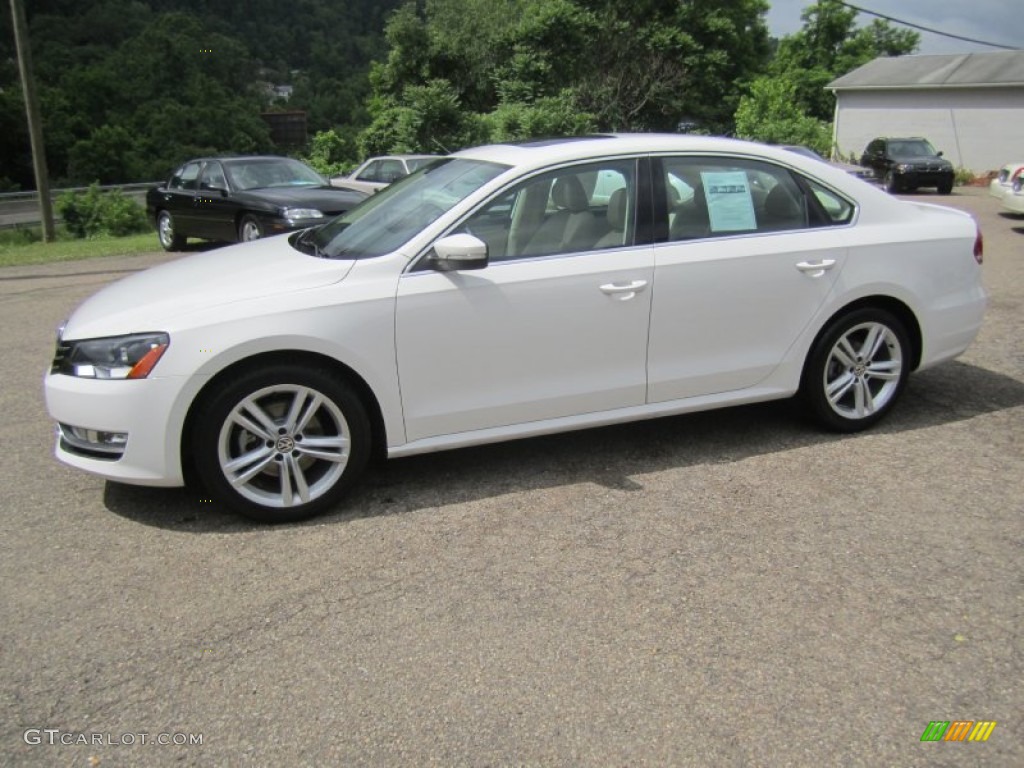 2013 Passat V6 SE - Candy White / Cornsilk Beige photo #2