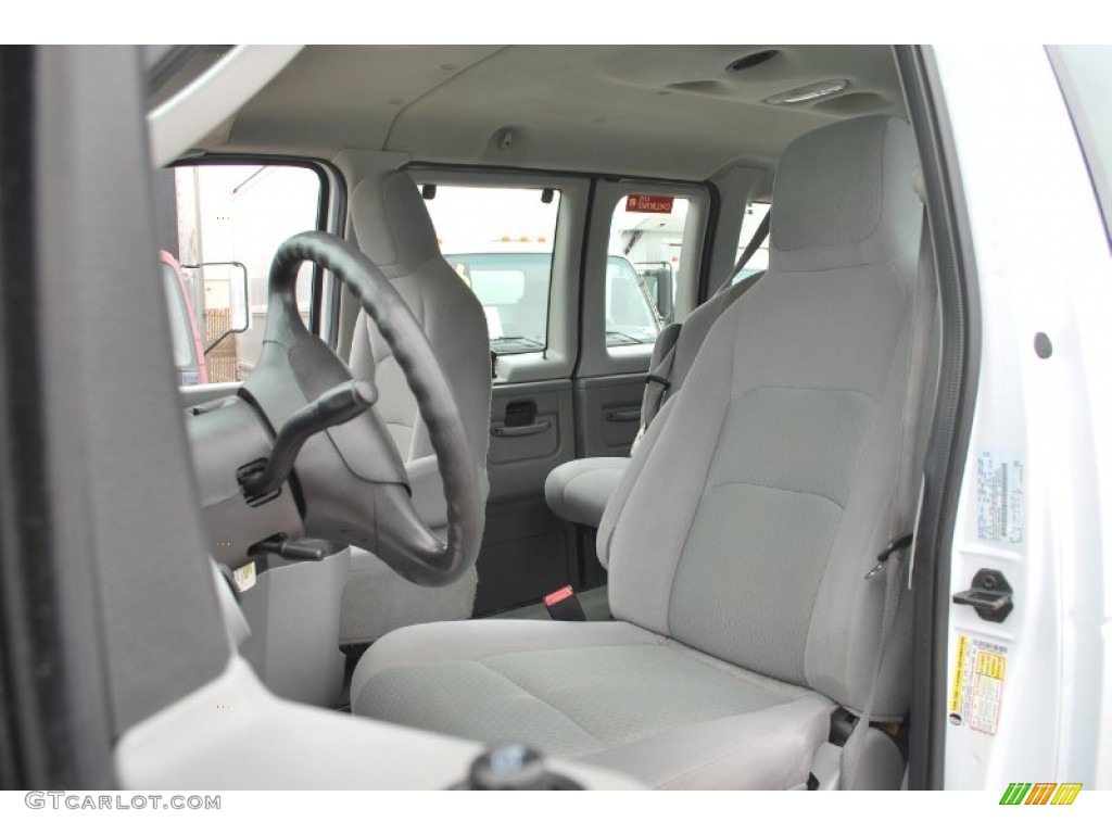 2009 E Series Van E350 Super Duty XLT Extended Passenger - Oxford White / Medium Flint photo #12