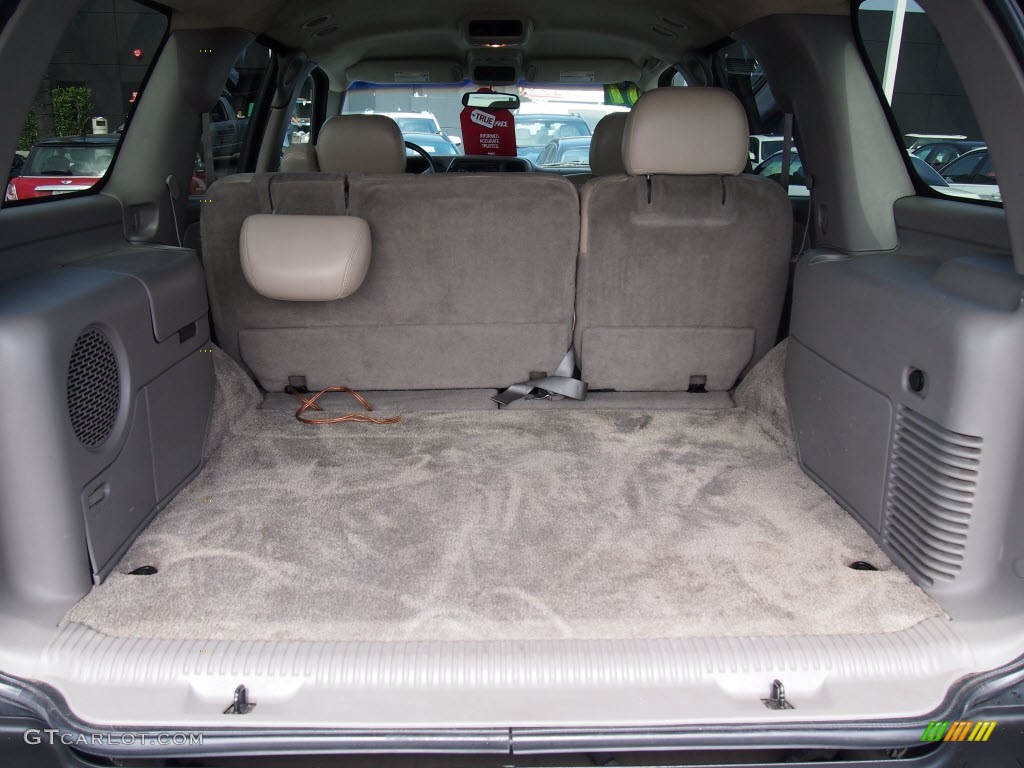 2001 Tahoe LS - Onyx Black / Tan/Neutral photo #10