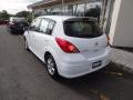 2010 Fresh Powder White Nissan Versa 1.8 SL Hatchback  photo #4