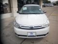 White Suede - Focus S Sedan Photo No. 2