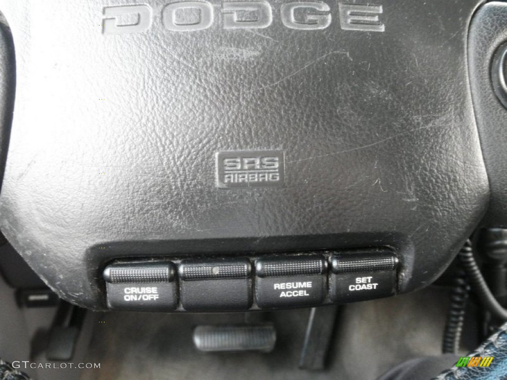 1997 Dodge Ram 1500 Sport Extended Cab 4x4 Controls Photo #82064554